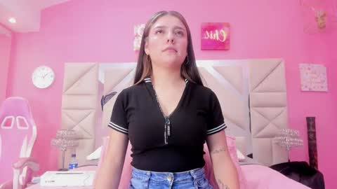 juliana_diamond_ online show from 03/25/26, 03:12