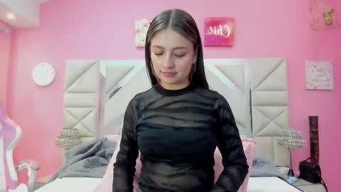 juliana_diamond_ online show from 03/30/26, 08:21