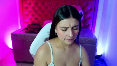 juliana_diamond_ online show from 05/29/26, 03:15