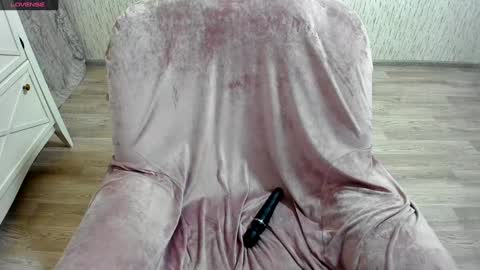 Snapshot of juliana_gonebad chatting on 01/05/25, 11:26 Julia online show from 01/05/25, 11:26