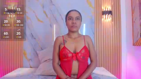 Juliana Santana online show from 06/17/26, 12:50