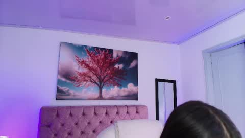  JULIANA CASTRO online show from 10/07/25, 11:29