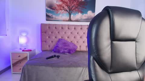  JULIANA CASTRO online show from 03/20/26, 11:48