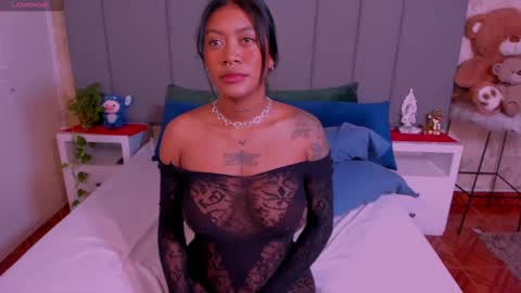 juli online show from 01/30/25, 01:55