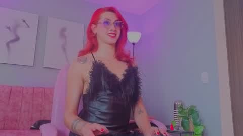 Snapshot of julianna_saenz chatting on 03/03/26, 10:04 Juliana online show from 03/03/26, 10:04
