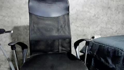 Julian online show from 09/10/25, 12:38