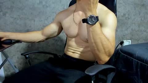 Julian online show from 10/24/25, 11:23