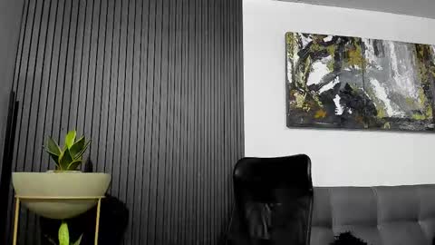 Julian online show from 01/07/26, 12:18