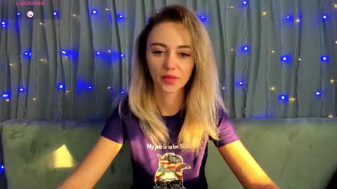 Yulya online show from 11/19/25, 03:06