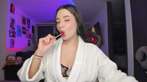 Jeimy Help me to reach 100 thumbs up online show from 02/02/26, 11:36