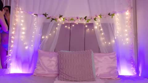 Juliet Bennet online show from 02/05/26, 03:44