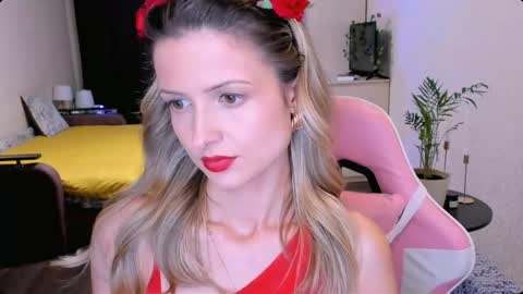 Julie online show from 04/29/26, 05:41