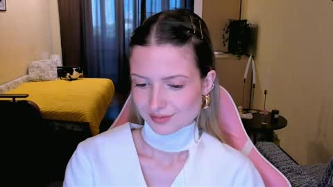 Julie online show from 05/15/26, 02:35