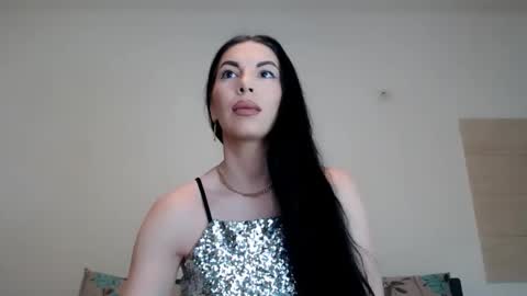 julie_queenxx online show from 02/09/26, 02:15