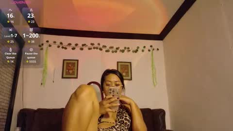 julie_vixen online show from 11/23/25, 10:48