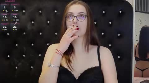 Julia online show from 03/17/26, 05:00