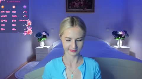Snapshot of julieblazex chatting on 05/21/26, 09:55 julieblazex online show from 05/21/26, 09:55