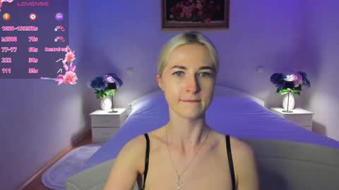 Snapshot of julieblazex chatting on 05/24/26, 07:30 julieblazex online show from 05/24/26, 07:30