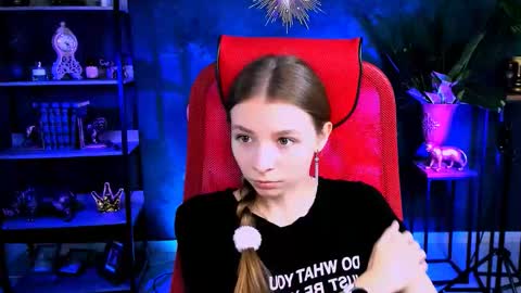 juliedaniel online show from 09/11/25, 08:03