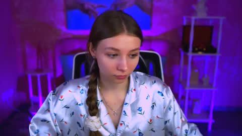 juliedaniel online show from 09/22/25, 08:05