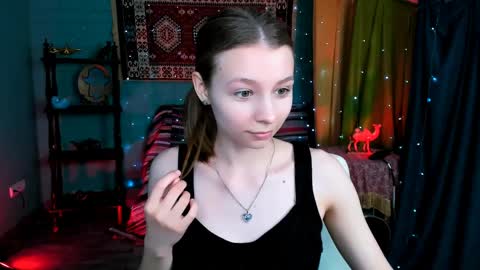 juliedaniel online show from 04/08/26, 04:56