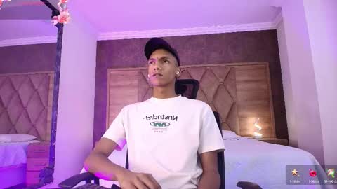 Julien online show from 10/01/25, 12:00