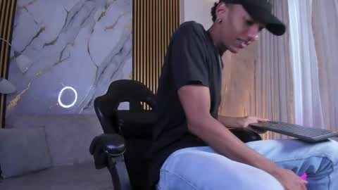 Julien online show from 03/23/26, 12:20