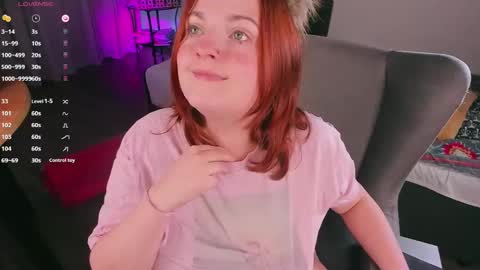 Snapshot of juliet_schoolgirl chatting on 12/22/24, 09:42 Juliet online show from 12/22/24, 09:42