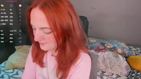 Snapshot of juliet_schoolgirl chatting on 09/09/25, 12:32 Juliet online show from 09/09/25, 12:32