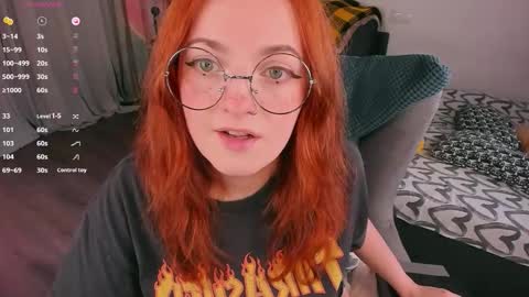 Snapshot of juliet_schoolgirl chatting on 09/26/25, 02:43 Juliet online show from 09/26/25, 02:43