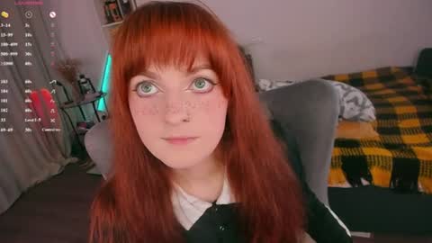 Snapshot of juliet_schoolgirl chatting on 06/10/26, 02:34 Juliet online show from 06/10/26, 02:34
