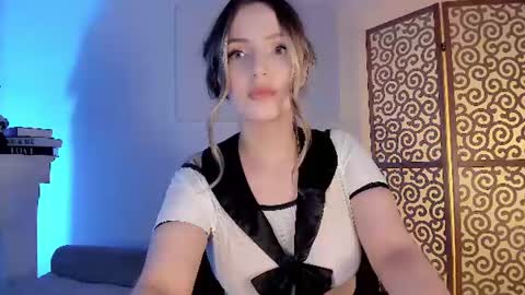 Snapshot of julieta369 chatting on 06/21/26, 11:29 Julieta369 online show from 06/21/26, 11:29