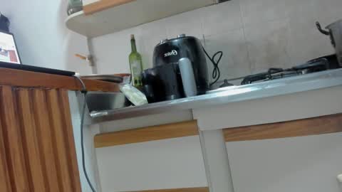 Snapshot of julieta__cooper chatting on 11/10/25, 09:25 Juli online show from 11/10/25, 09:25