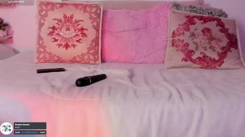 Juli  online show from 03/12/25, 07:57