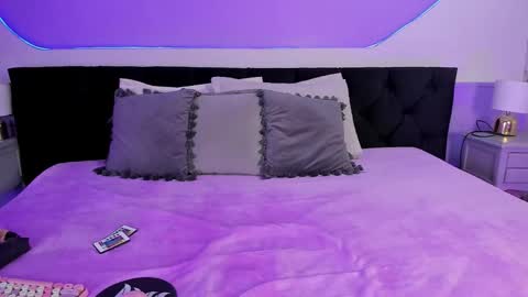 Julieta  online show from 09/20/25, 11:55