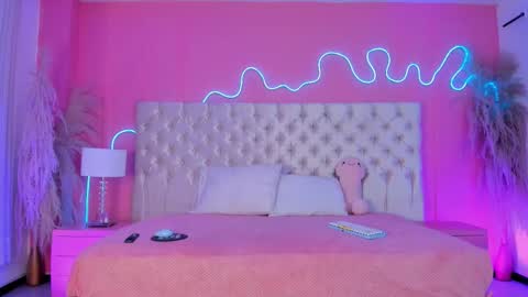 Julieta  online show from 02/14/26, 12:13