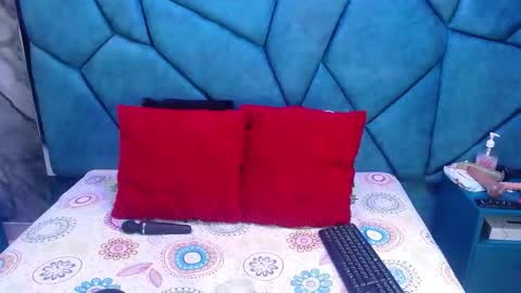 Julieta online show from 03/22/26, 02:26