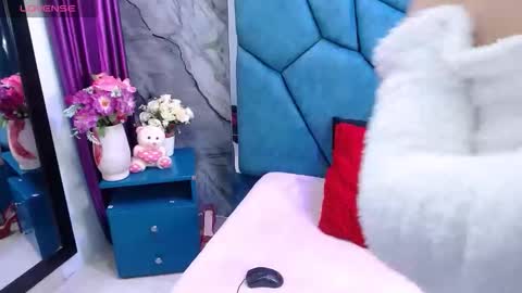 Julieta online show from 04/15/26, 03:02