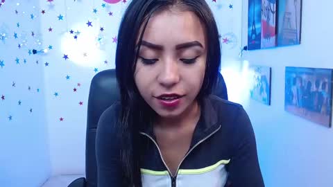 julieta_fn online show from 03/06/25, 12:52