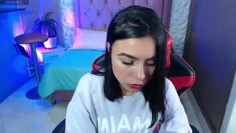 julieta_fn online show from 04/29/26, 03:27