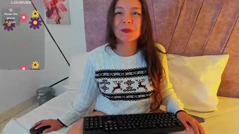 Snapshot of julieta_lein chatting on 10/10/25, 10:31 julieta_lein online show from 10/10/25, 10:31