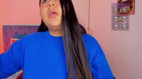 Julieta Mille online show from 10/11/25, 11:42