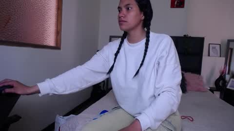 Julieta online show from 02/17/26, 05:19