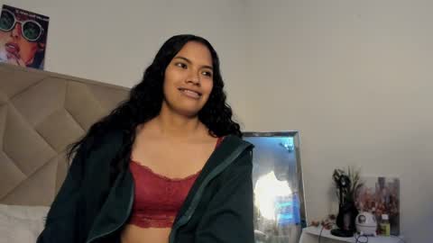 Julieta online show from 04/11/26, 04:50