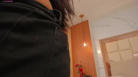     online show from 06/16/26, 10:23