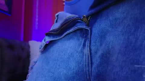  Julieta  online show from 11/19/25, 11:54