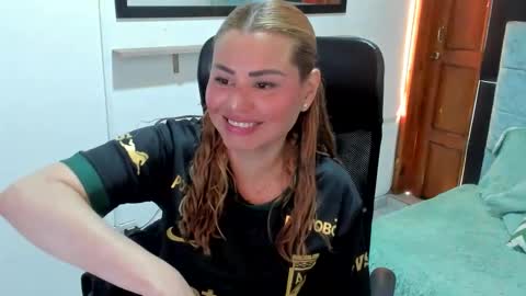 julieta_star69 online show from 02/04/26, 07:20