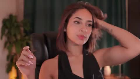 julieta_valencia online show from 07/10/26, 12:59