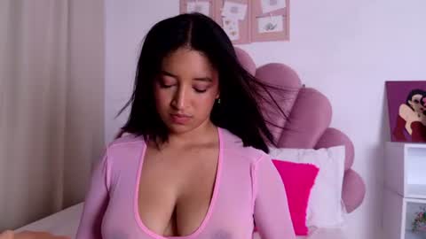 Julieta Vega online show from 06/30/26, 03:29
