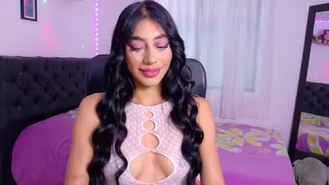 Julieta online show from 09/30/25, 01:49